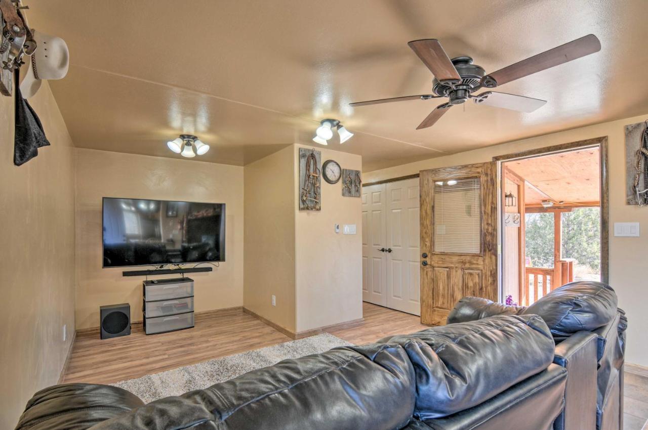 Cozy Home With Canyon Views 2 Mi To Grand Staircase Henrieville Exterior photo
